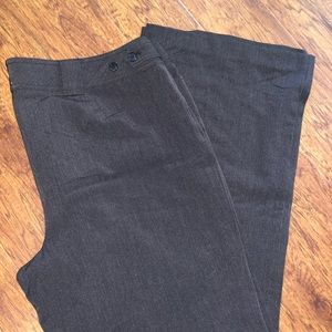 Lane Bryant Extra wide leg slacks size 4 right fit